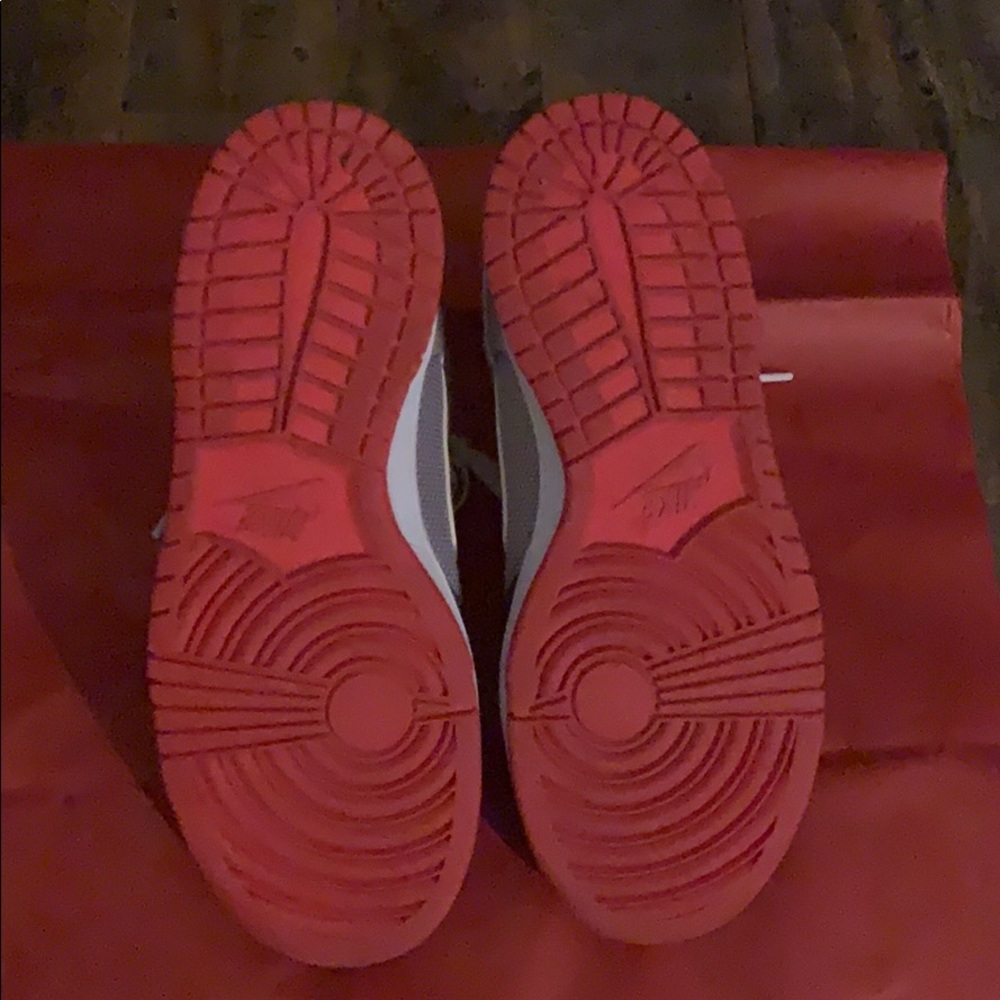 Nike - Picture 5 of 6